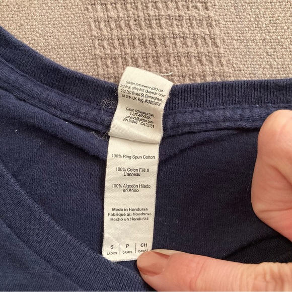 Place Cat Here Tee - Picture 5 of 5